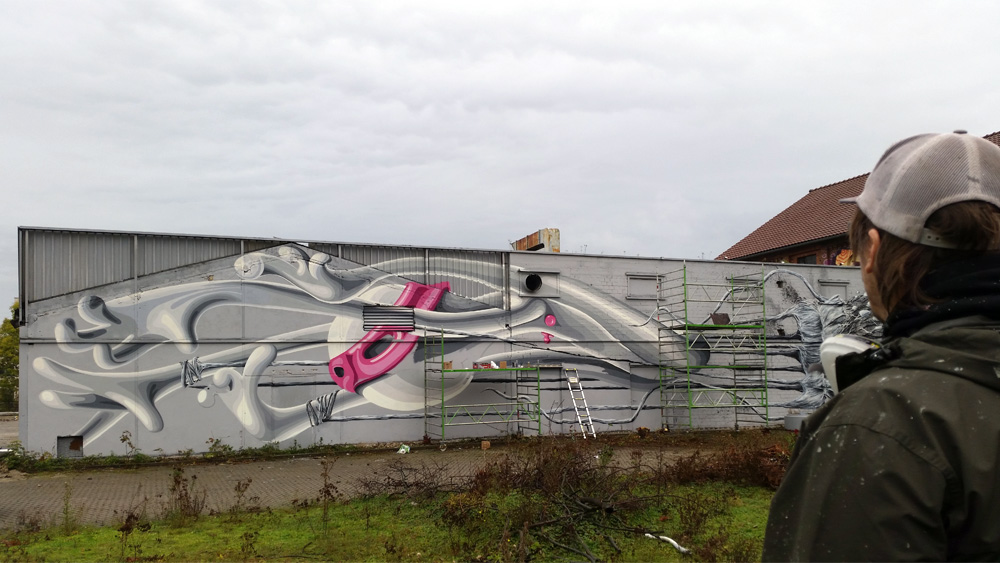 Latest collaboration on 30m long ‘HOPE’ wall.