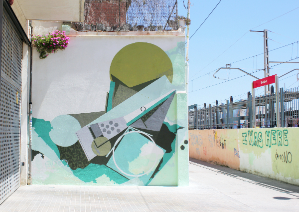 Spray paint on wall. Badalona, Barcelona (Spain), 2015.