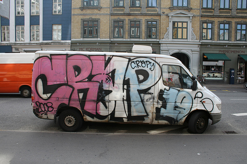 truck-graffiti