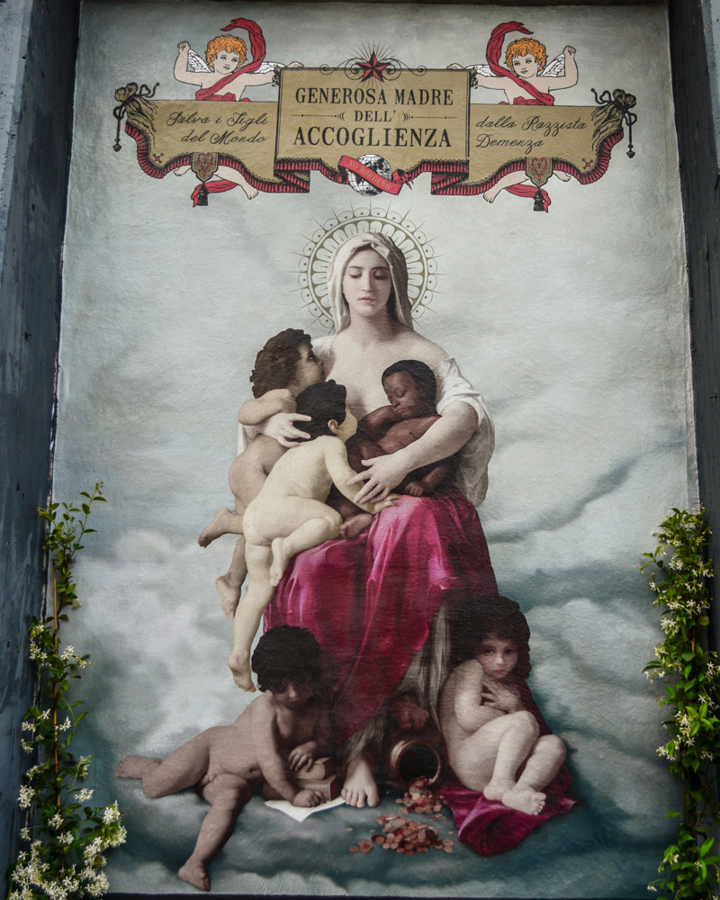 ”The Welcoming Mother” at the gates of Rome