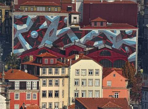Reviewing the biggest mural in Porto