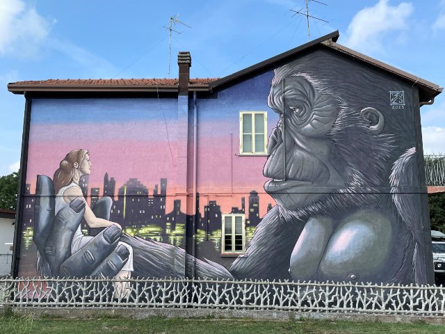 King Kong mural by Bolo