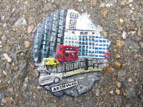 Behold a Secret Gallery of Art Created Using Discarded Gum on London's  Millennium Bridge